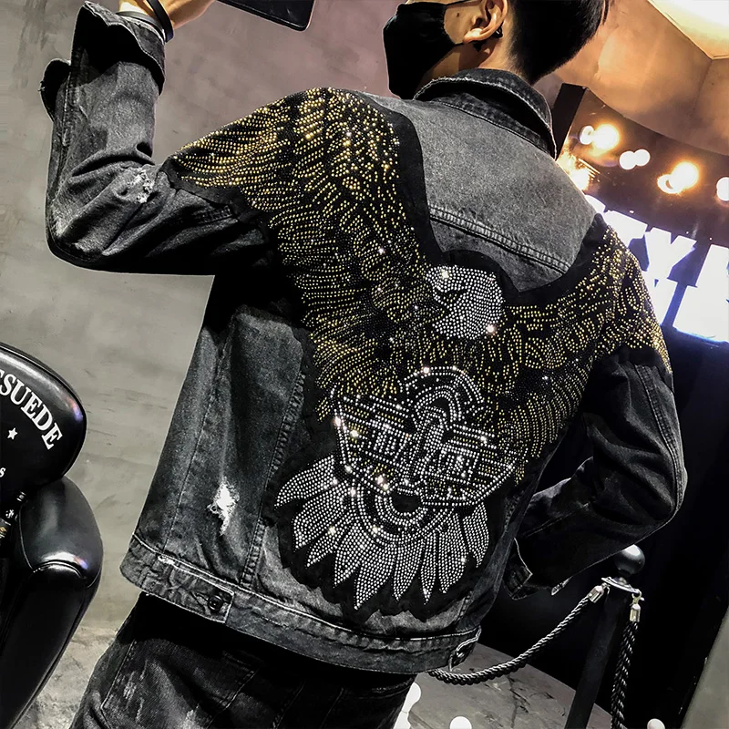 2021 Autumn Graffiti Denim Jacket New Japan Style Fashion Jeans Jacket Casual Bomber Punk Streetwear Clothes Men Spring Jacket
2021 Autumn Graffiti Denim Jacket New Japan Style Fashion Jeans Jacket Casual Bomber Punk Streetwear Clothes Men Spring Jacket