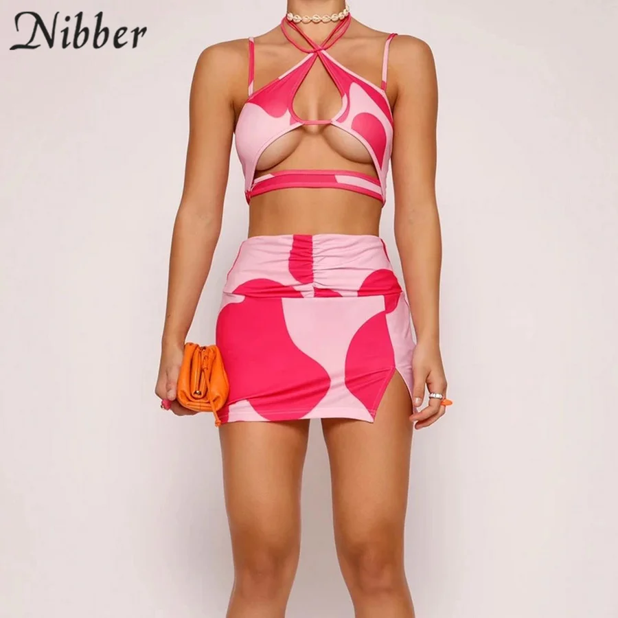 Nibber Summer Beach Bikini Two-Piece Sets Halter Neck Tie Hollow Top + Mini Skirt Contrast Stitching For Women's Holiday Wear
Nibber Summer Beach Bikini Two-Piece Sets Halter Neck Tie Hollow Top + Mini Skirt Contrast Stitching For Women's Holiday Wear