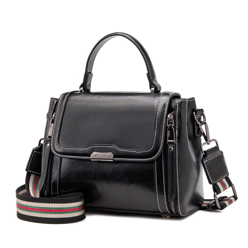 2021 spring new fashion oil wax leather European and American style all-match ribbon portable single shoulder messeng bag
2021 spring new fashion oil wax leather European and American style all-match ribbon portable single shoulder messeng bag