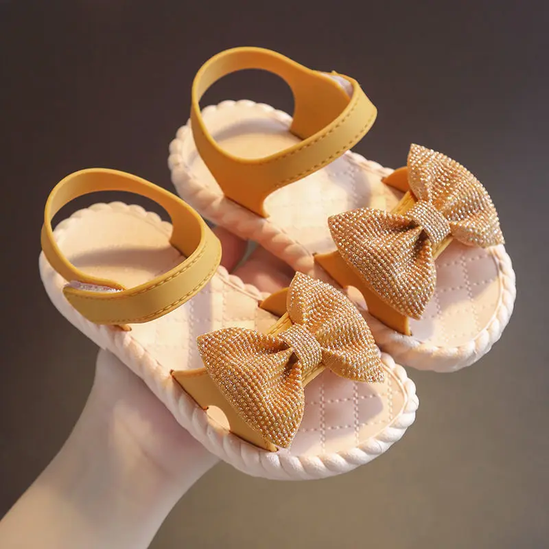 Sandals Princess Shoes Non-slip Soft Bottom Open-toed Sandals 2021 New Student Children's Beach Sandals
Sandals Princess Shoes Non-slip Soft Bottom Open-toed Sandals 2021 New Student Children's Beach Sandals