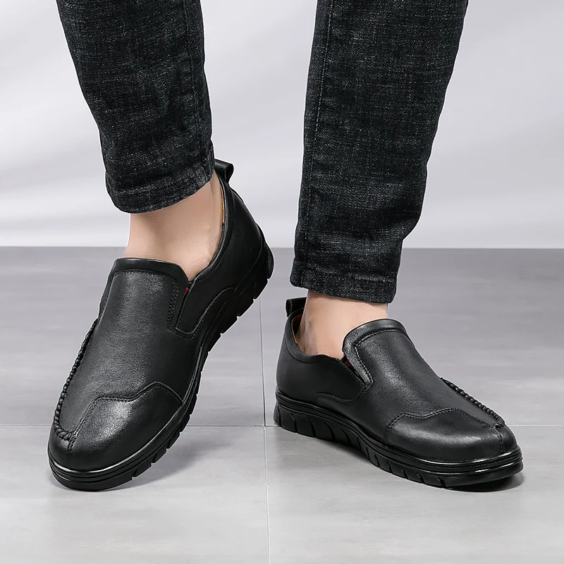 2020 New Genuine Leather slip-on Men Shoes Loafers Male Moccasins Flats Soft Breathable Casual Boat Driving Flats
2020 New Genuine Leather slip-on Men Shoes Loafers Male Moccasins Flats Soft Breathable Casual Boat Driving Flats