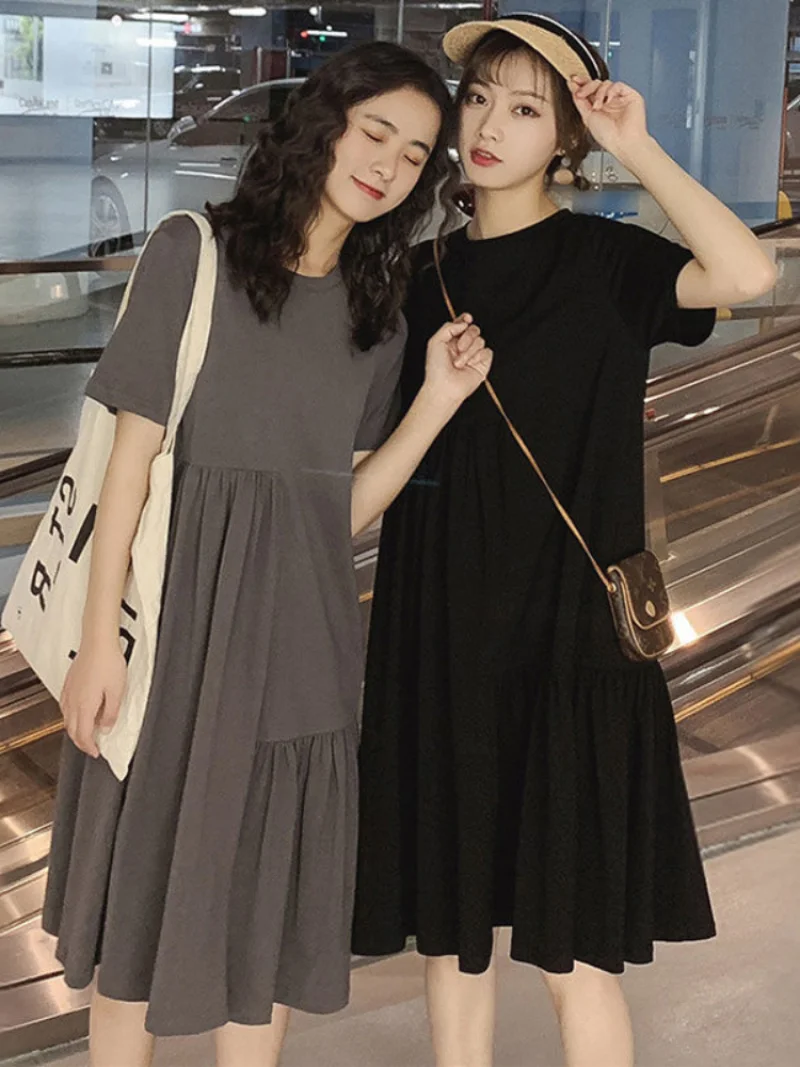 Summer new style fat mm foreign style shows thin loose T shirt skirt 200-300 catties big dress pregnant woman
Summer new style fat mm foreign style shows thin loose T shirt skirt 200-300 catties big dress pregnant woman