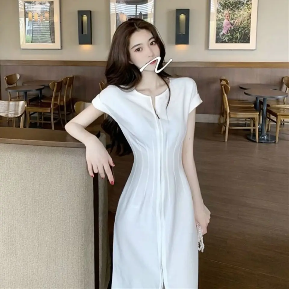 2021 New Fashion Temperament Women's Pure O-neck Sleeveless Waist Big Skirt Banquet Dress Daily All-match Dress Office Dress
2021 New Fashion Temperament Women's Pure O-neck Sleeveless Waist Big Skirt Banquet Dress Daily All-match Dress Office Dress