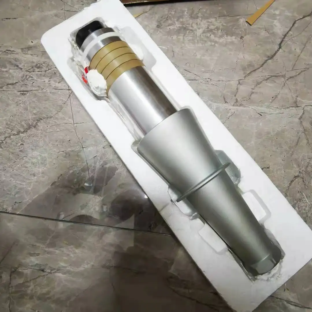 Ультразвуковой Сварочный преобразователь 15K 2600W 4200 Вт высокой мощности Мощность со звуковым сигналом фланец весь набор масок и уплотнитель...
Ультразвуковой Сварочный преобразователь 15K 2600W 4200 Вт высокой мощности Мощность со звуковым сигналом фланец весь набор масок и уплотнитель...