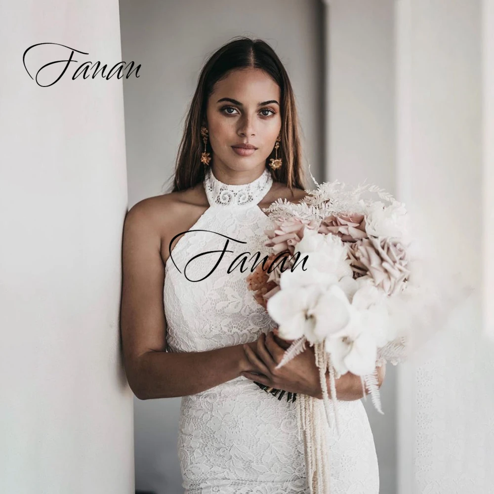Halter Sleeveless Backless Wedding Dress Mermaid Lace Appliques Floor Length Bridal Gown robe de soirée de mariage платье
Halter Sleeveless Backless Wedding Dress Mermaid Lace Appliques Floor Length Bridal Gown robe de soirée de mariage платье