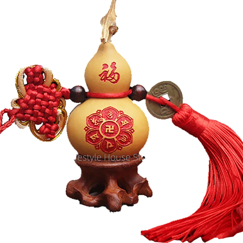 Lovely Hand-twisted Gourd Pendant Carving Color Painting Gossip Car Hanging Accessories Home Decor Living Room Birthday Gifts
Lovely Hand-twisted Gourd Pendant Carving Color Painting Gossip Car Hanging Accessories Home Decor Living Room Birthday Gifts