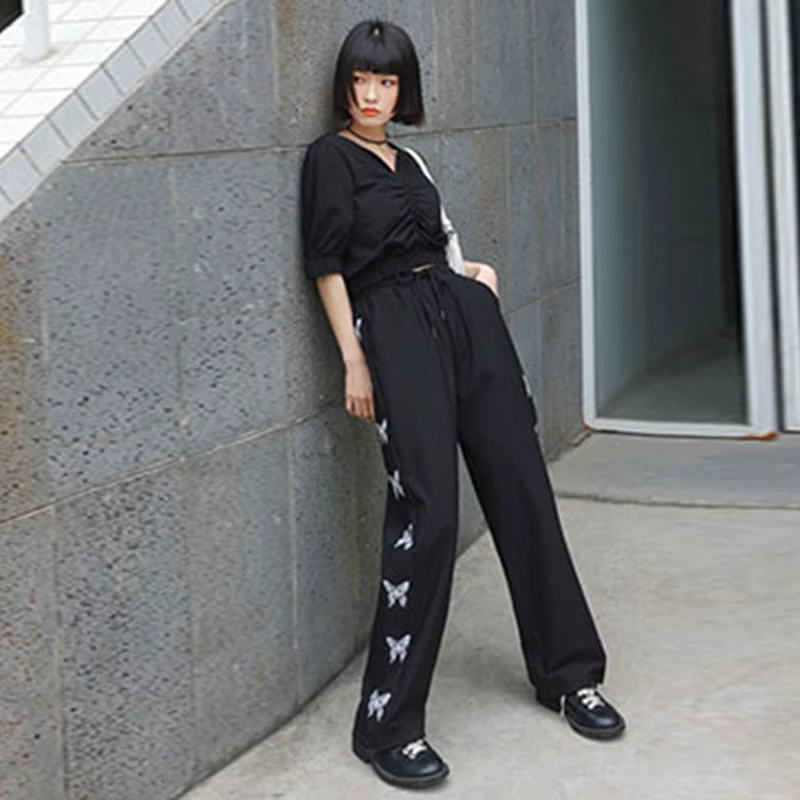 SHENGPALAE High Waist Black Straight Bow Pattern Print Trousers New Loose Fit Pants Women Fashion Tide Spring Autumn 2021
SHENGPALAE High Waist Black Straight Bow Pattern Print Trousers New Loose Fit Pants Women Fashion Tide Spring Autumn 2021