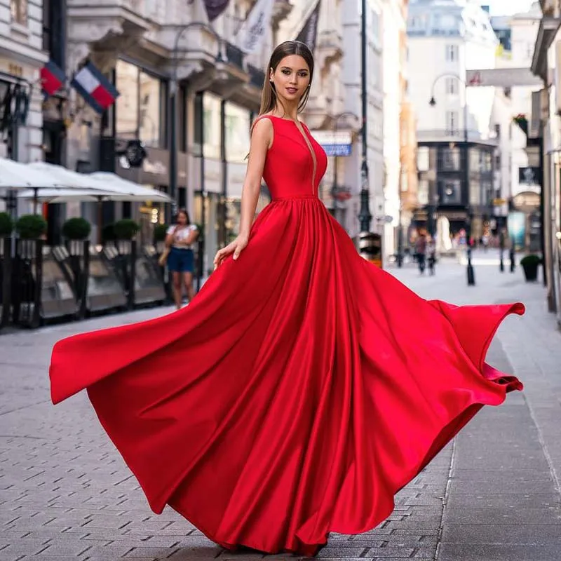 Fashion Red Prom Dresses Long A Line Black Sleeveless Illusion Formal Dress Women Vestidos De Fiesta De Noche Largos Elegantes 
Fashion Red Prom Dresses Long A Line Black Sleeveless Illusion Formal Dress Women Vestidos De Fiesta De Noche Largos Elegantes