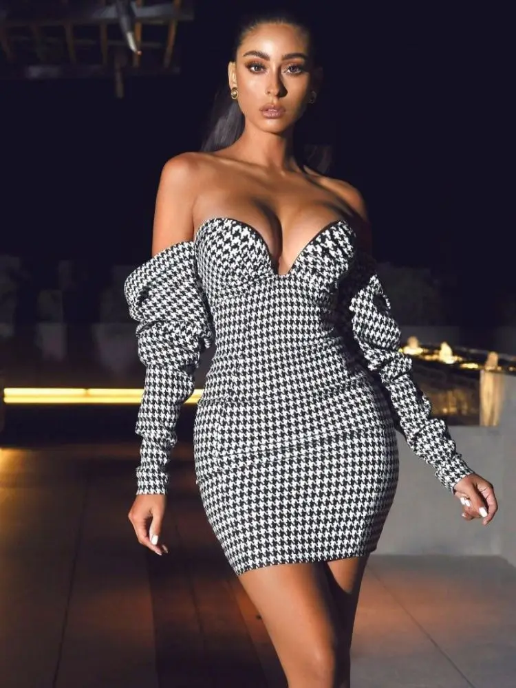 KLEEZY Mini Dresses For Women 2021 Back Bird Lattice Bodycon Strapless Off Shoulder Vestidos Summer Long Sleeve Women Clothes
KLEEZY Mini Dresses For Women 2021 Back Bird Lattice Bodycon Strapless Off Shoulder Vestidos Summer Long Sleeve Women Clothes