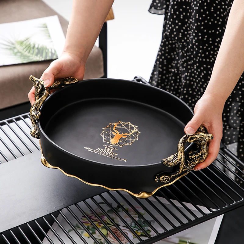 European Resin Fruit Plate Luxury Drawing Room Household Snack Nuts Tray Exquisite Home Decoration
European Resin Fruit Plate Luxury Drawing Room Household Snack Nuts Tray Exquisite Home Decoration