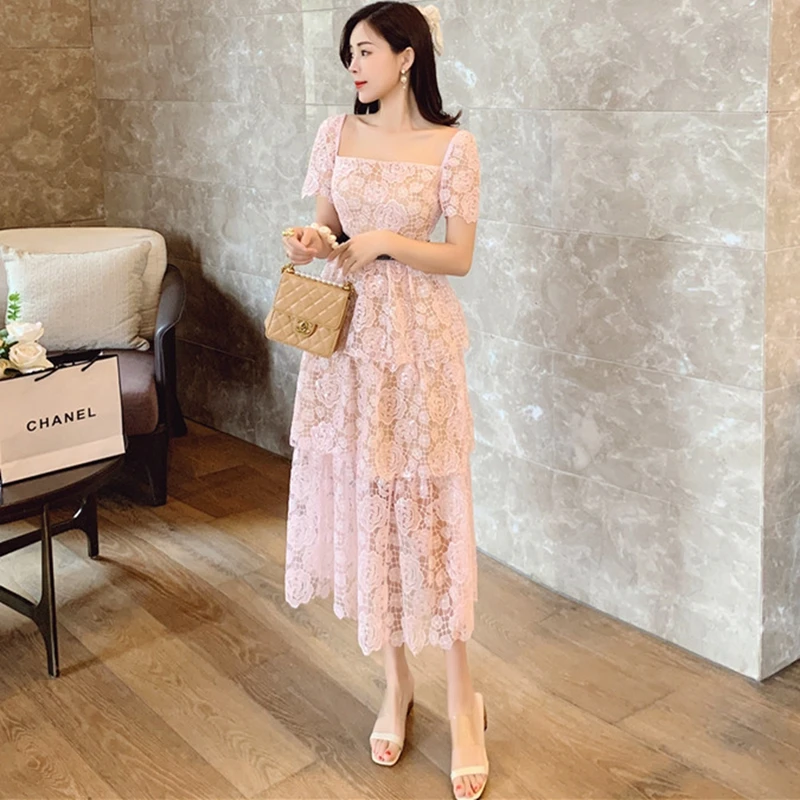 Runway Desigher Lace Short Sleeve Party Dress Women High Waist Hollow Out Embroidery Midi Cake Dress Summer Vestido
Runway Desigher Lace Short Sleeve Party Dress Women High Waist Hollow Out Embroidery Midi Cake Dress Summer Vestido