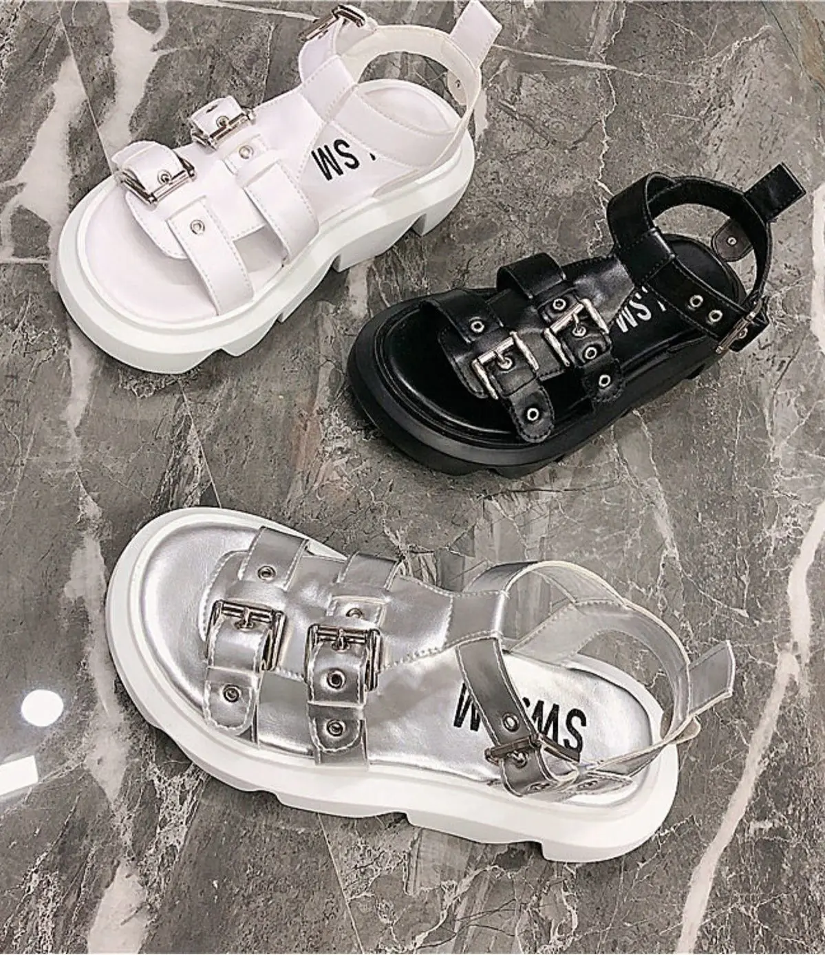 Brand New Summer Women's Sandals Platform Fashion Chain Wedges Heels Women Sandals Casual Beach Lady Shoes Woman
Brand New Summer Women's Sandals Platform Fashion Chain Wedges Heels Women Sandals Casual Beach Lady Shoes Woman