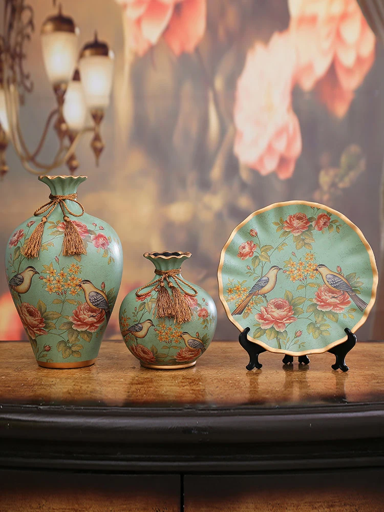 American-style creative ceramic vase three-piece european-style living room wine cabinet TV cabinet decoration furnishings
American-style creative ceramic vase three-piece european-style living room wine cabinet TV cabinet decoration furnishings