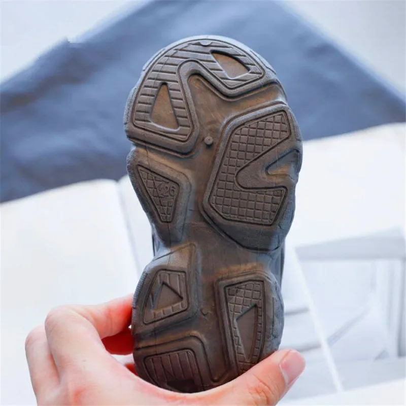 Sneakers Kids Warm Winter Children Short Plush Boys Girls Casual Shoes Fashion Colorblock Trend Comfortable Non-Slip Sports Shoe 
Sneakers Kids Warm Winter Children Short Plush Boys Girls Casual Shoes Fashion Colorblock Trend Comfortable Non-Slip Sports Shoe