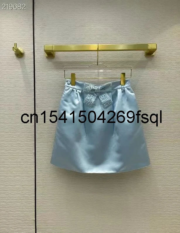 New 2021 Summer Women Sexy Mini Skirt Elegant Bodycon Bow Beading Collar Skirt Runway Designer Femme All Match Faldas Mujer
New 2021 Summer Women Sexy Mini Skirt Elegant Bodycon Bow Beading Collar Skirt Runway Designer Femme All Match Faldas Mujer