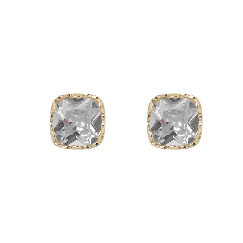 Korean Big Crystal cubic Zircon Stone Earrings cute gold Color Fashion Jewelry Vintage fall small Stud Earrings For Women gift
Korean Big Crystal cubic Zircon Stone Earrings cute gold Color Fashion Jewelry Vintage fall small Stud Earrings For Women gift