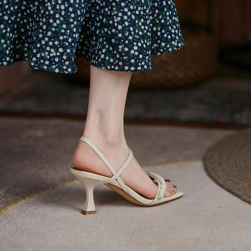 ZVQ Woman summer Fashion Leisure Sandals Concise Comfortable String beads decoration wedding banquet office lady Square Toe
ZVQ Woman summer Fashion Leisure Sandals Concise Comfortable String beads decoration wedding banquet office lady Square Toe