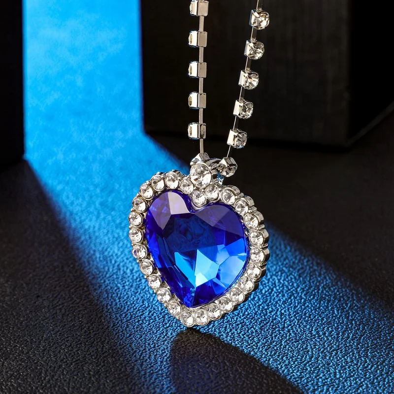 2021 Bright Sapphire Heart Diamond Pendant Necklace Fashion Romance Love Eternal Engagement Wedding Necklace Jewelry Gift
2021 Bright Sapphire Heart Diamond Pendant Necklace Fashion Romance Love Eternal Engagement Wedding Necklace Jewelry Gift