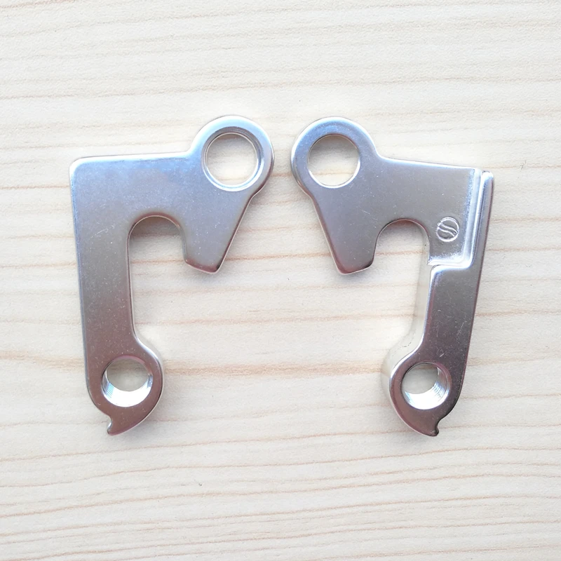 5pcs Bicycle gear rear derailleur hanger #ATIDH0021 For GT Zaskar GT GTR Series Alloy Frames XCR-5000 Nomad Outpost mech dropout
5pcs Bicycle gear rear derailleur hanger #ATIDH0021 For GT Zaskar GT GTR Series Alloy Frames XCR-5000 Nomad Outpost mech dropout