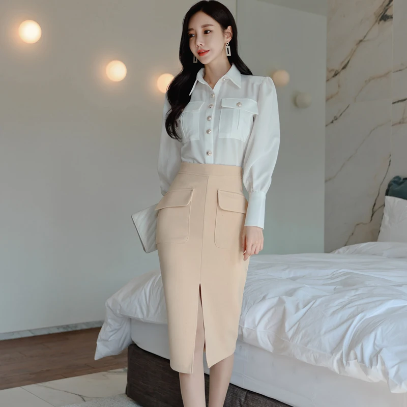 Women 2022 Spring Sexy Fashion Casual OL Work Wear 2 Pieces Set White Blouse And Sheath Pencil Bodycon Skirt
Women 2022 Spring Sexy Fashion Casual OL Work Wear 2 Pieces Set White Blouse And Sheath Pencil Bodycon Skirt