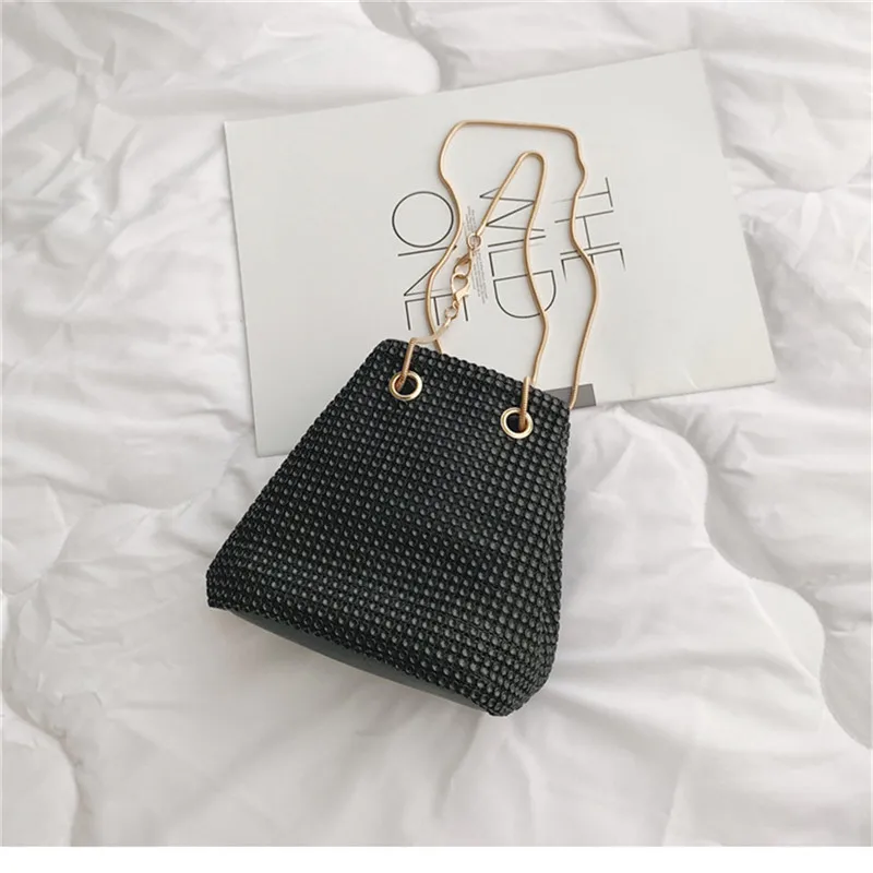 Clutch Diamonds Bag Rhinestone Chain Shoulder Bags Luxury Ladies Purse Handbags Evening/Party/Wedding Sliver Pouch Birthday Gift
Clutch Diamonds Bag Rhinestone Chain Shoulder Bags Luxury Ladies Purse Handbags Evening/Party/Wedding Sliver Pouch Birthday Gift