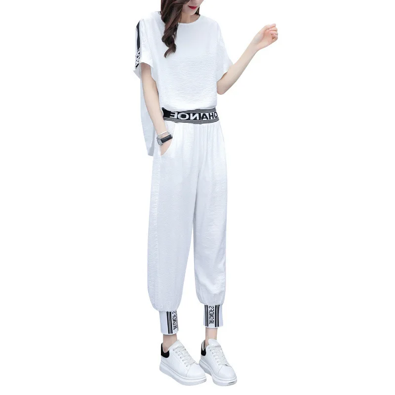 Sports Suit Women's Summer 2020 New Loose Streetwear Two-piece Casual Wear Female Short-sleeved Sports Suit Letter Top and Pants
Sports Suit Women's Summer 2020 New Loose Streetwear Two-piece Casual Wear Female Short-sleeved Sports Suit Letter Top and Pants