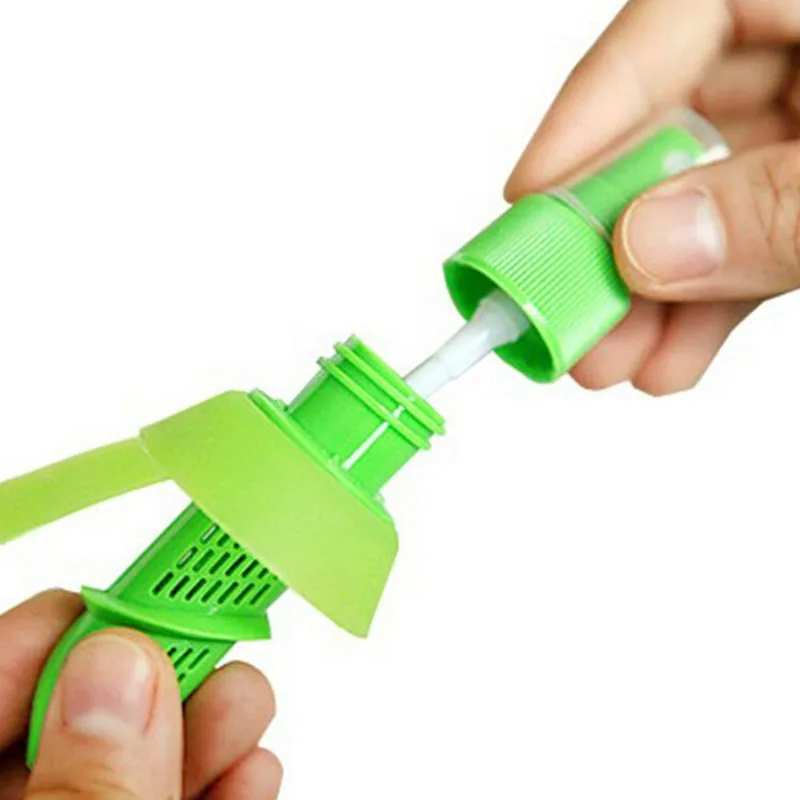 1PC Handleiding Fruit Juicer Orange Citroen Squeezer Lemon Orange fruit tool Sprayer Kitchen Creative Household Products Gadgets
1PC Handleiding Fruit Juicer Orange Citroen Squeezer Lemon Orange fruit tool Sprayer Kitchen Creative Household Products Gadgets