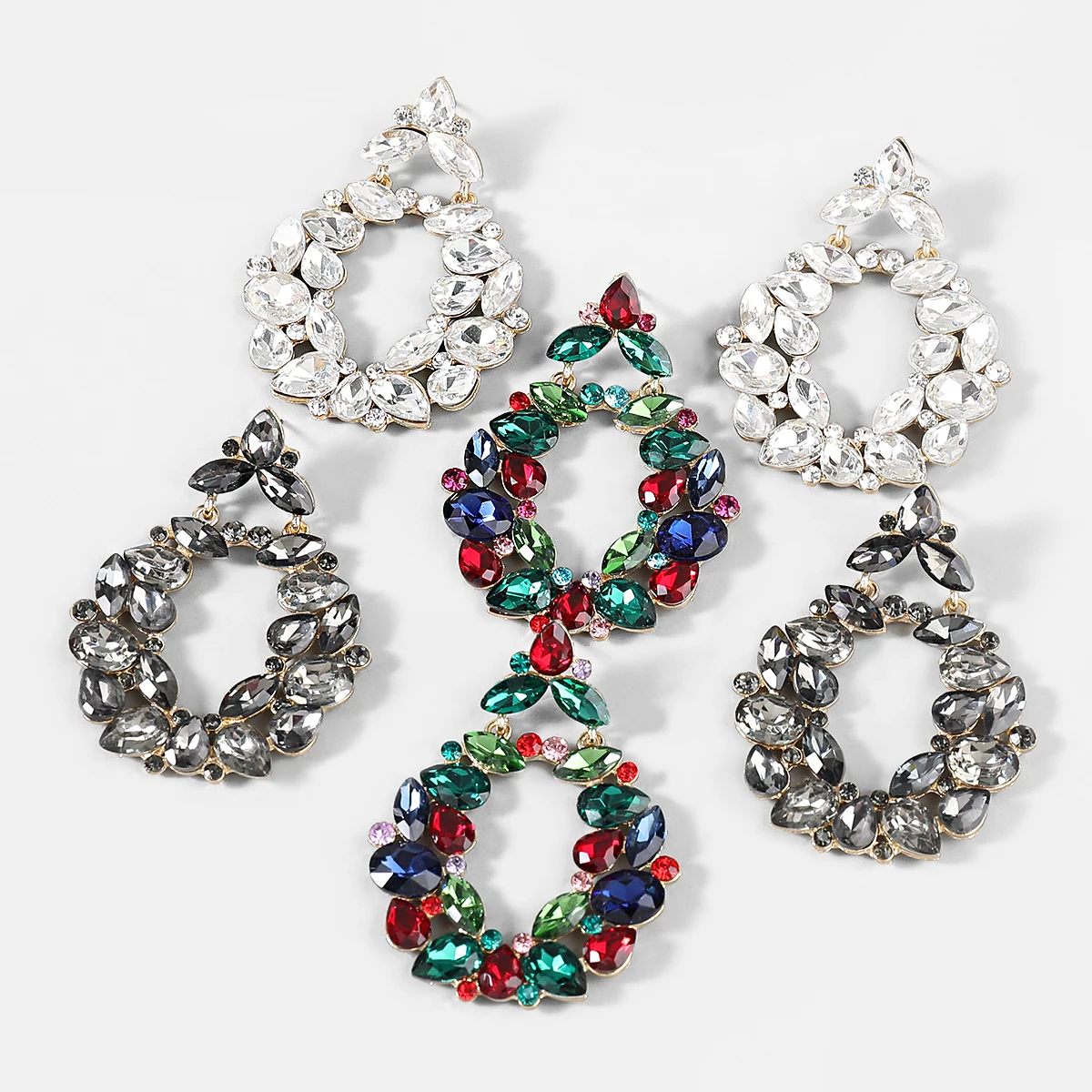 DOINGPRO New Metal Rhinestone Geometric Earrings Castle Banquet Popular Dangle Earrings Women's Luxury Statement Earrings
DOINGPRO New Metal Rhinestone Geometric Earrings Castle Banquet Popular Dangle Earrings Women's Luxury Statement Earrings