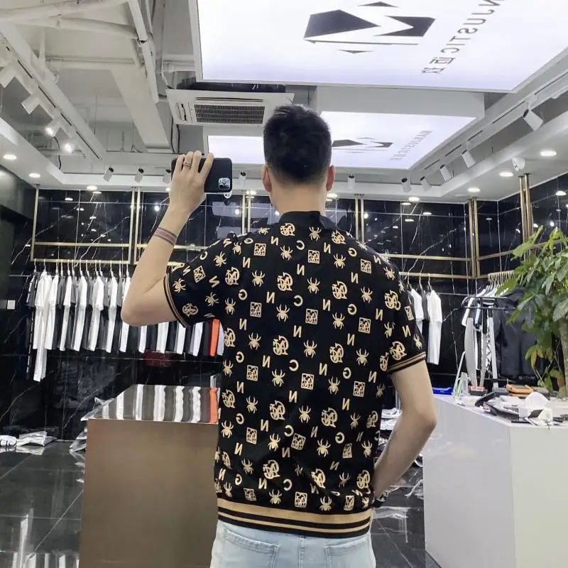 Spring and summer new leisure shirt fashion popular logo printed character joker coat collar fashion handsome male han edition T
Spring and summer new leisure shirt fashion popular logo printed character joker coat collar fashion handsome male han edition T