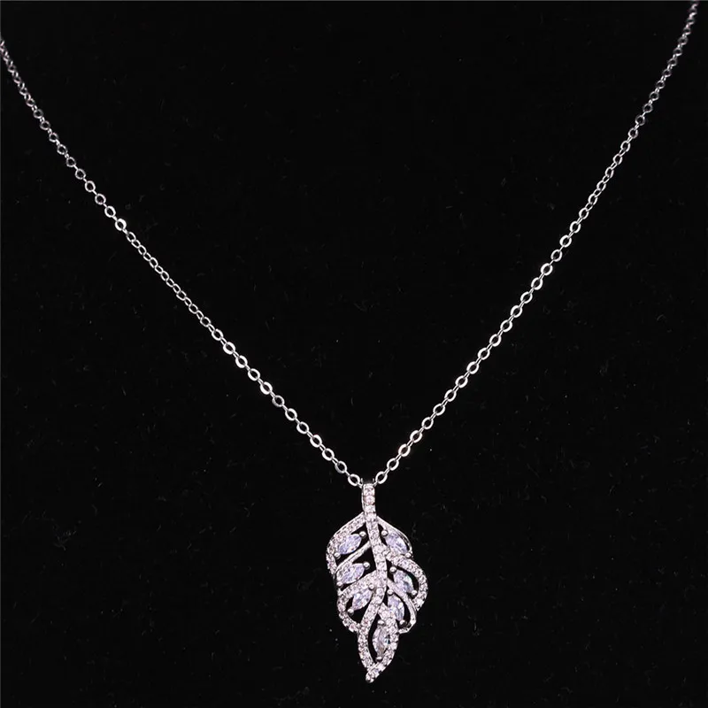 2021 Zirconium Copper Leaf Statement Necklace for Women Silver Color Necklaces & Pendants Jewelry collier femme N2828S04
2021 Zirconium Copper Leaf Statement Necklace for Women Silver Color Necklaces & Pendants Jewelry collier femme N2828S04