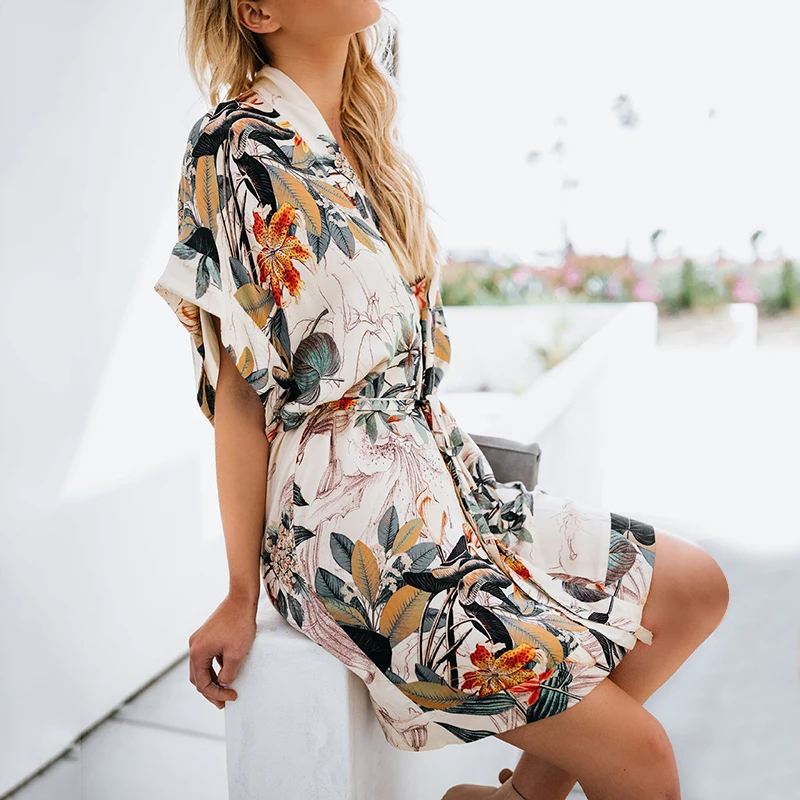 2020 Summer Casual Printed A-Line Mini Dresses Women Sexy Bodycon Bohemian V-Neck Lace Up Beach 1 Dress Female Vestidos S~XL
2020 Summer Casual Printed A-Line Mini Dresses Women Sexy Bodycon Bohemian V-Neck Lace Up Beach 1 Dress Female Vestidos S~XL