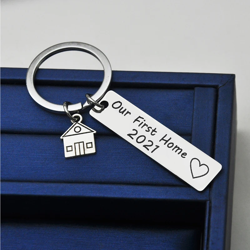 Hot Sale Stainless Steel Plated Lovers Gift Wedding Favors Couple Our First Home Keychain Fashion Keyring Fob Creative Key Chain
Hot Sale Stainless Steel Plated Lovers Gift Wedding Favors Couple Our First Home Keychain Fashion Keyring Fob Creative Key Chain