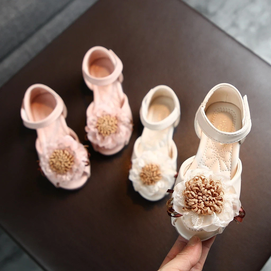 children shoes girls baby sandals princess sandals for girls summer Bud silk flower Soft bottom Cool slippers Sell like hot cake
children shoes girls baby sandals princess sandals for girls summer Bud silk flower Soft bottom Cool slippers Sell like hot cake