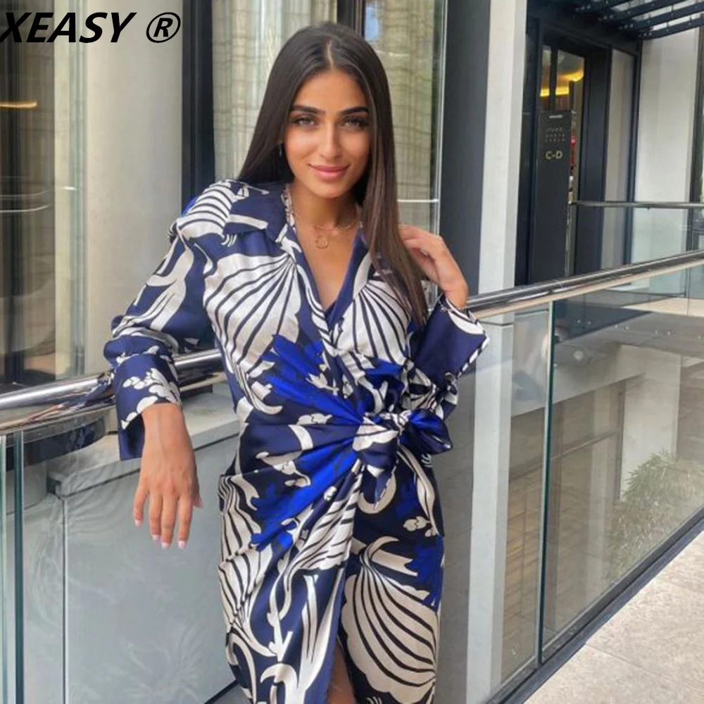 XEASY 2021 Women Fashion Blue Print Wrap Shirt Dress Vintage V-neck Long Sleeve Summer Female Ruched Elegant Midi Dresses
XEASY 2021 Women Fashion Blue Print Wrap Shirt Dress Vintage V-neck Long Sleeve Summer Female Ruched Elegant Midi Dresses