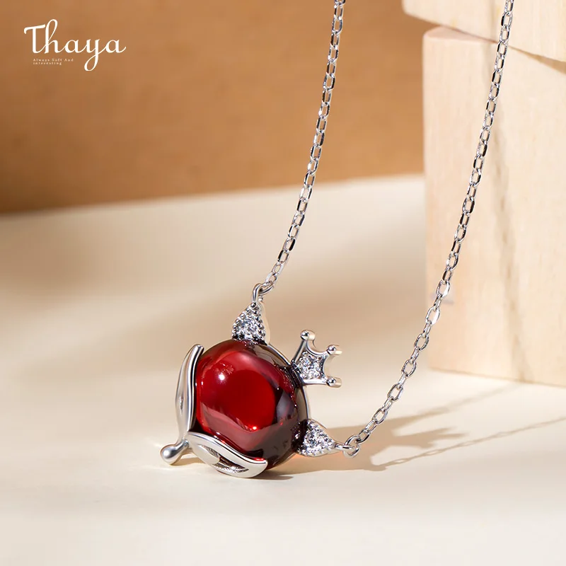 Thaya Fox Design S925 Silver Necklace For Women 40+3cm Elegant Red Zirconia Fashion Necklace Choker Engagement Fine Jewelry Gift
Thaya Fox Design S925 Silver Necklace For Women 40+3cm Elegant Red Zirconia Fashion Necklace Choker Engagement Fine Jewelry Gift
