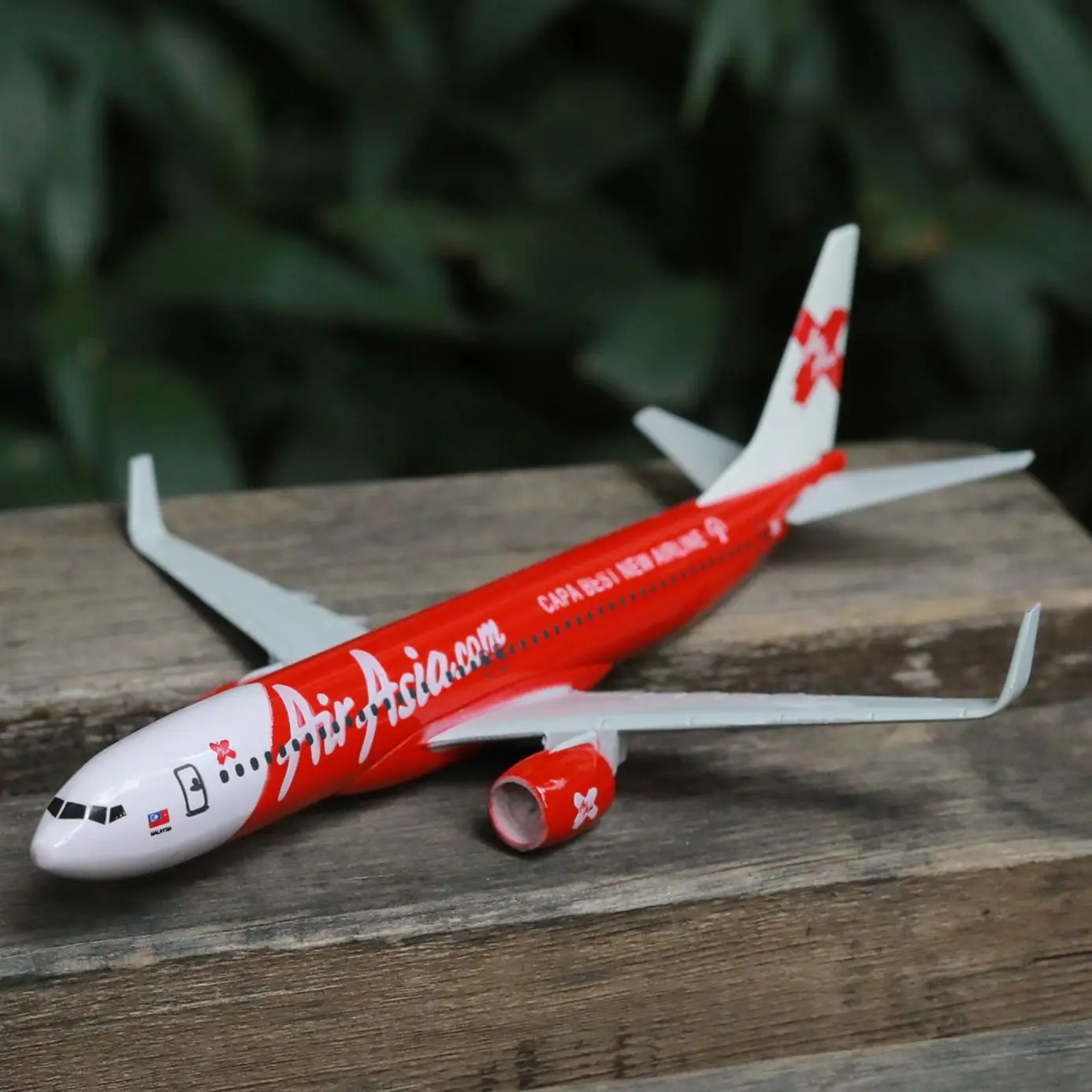 Air Asia Boeing 737 Aircraft Model 6" Aviation Metal Diecast Home Office Decoration Toys
Air Asia Boeing 737 Aircraft Model 6" Aviation Metal Diecast Home Office Decoration Toys