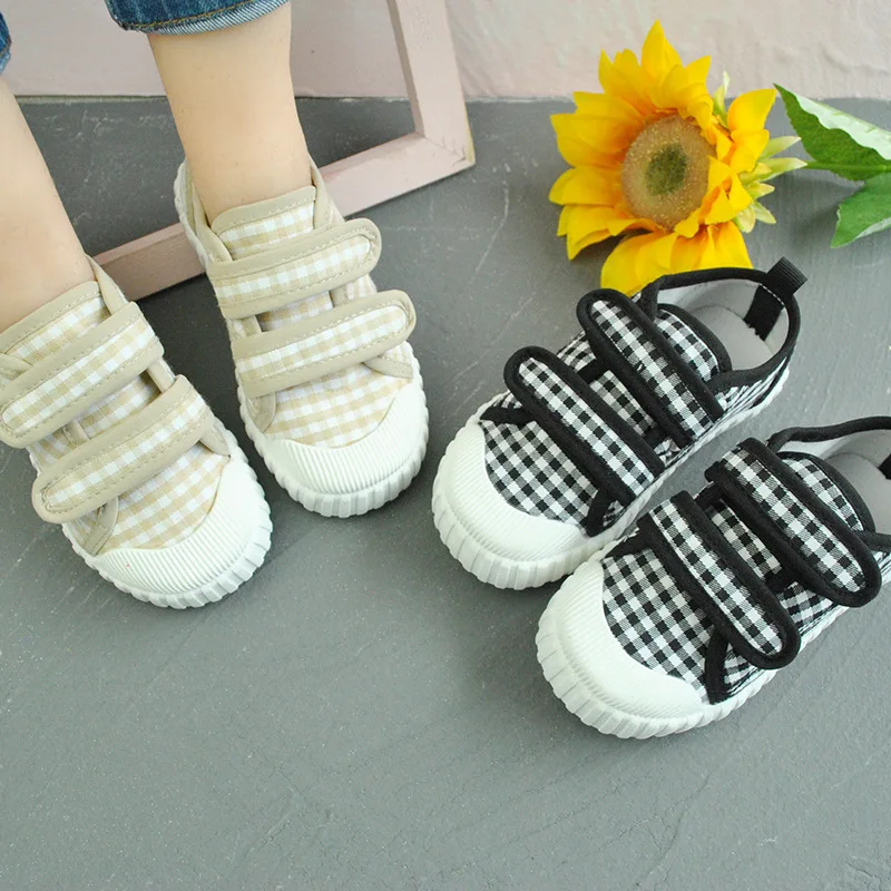 Kids Comfortable Canvas Black Children's Shoes Student's Leisure Boys Slip-proof Sport Soft-soled Girls' Breathable Shoes
Kids Comfortable Canvas Black Children's Shoes Student's Leisure Boys Slip-proof Sport Soft-soled Girls' Breathable Shoes