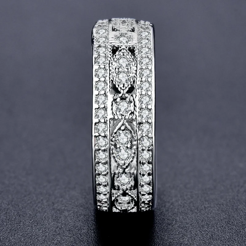 Fashion Luxury Exquisite Round Zircon Ring Female Romantic Wedding Accessories Valentine's Day Charm Jewelry Gift Wholesale
Fashion Luxury Exquisite Round Zircon Ring Female Romantic Wedding Accessories Valentine's Day Charm Jewelry Gift Wholesale