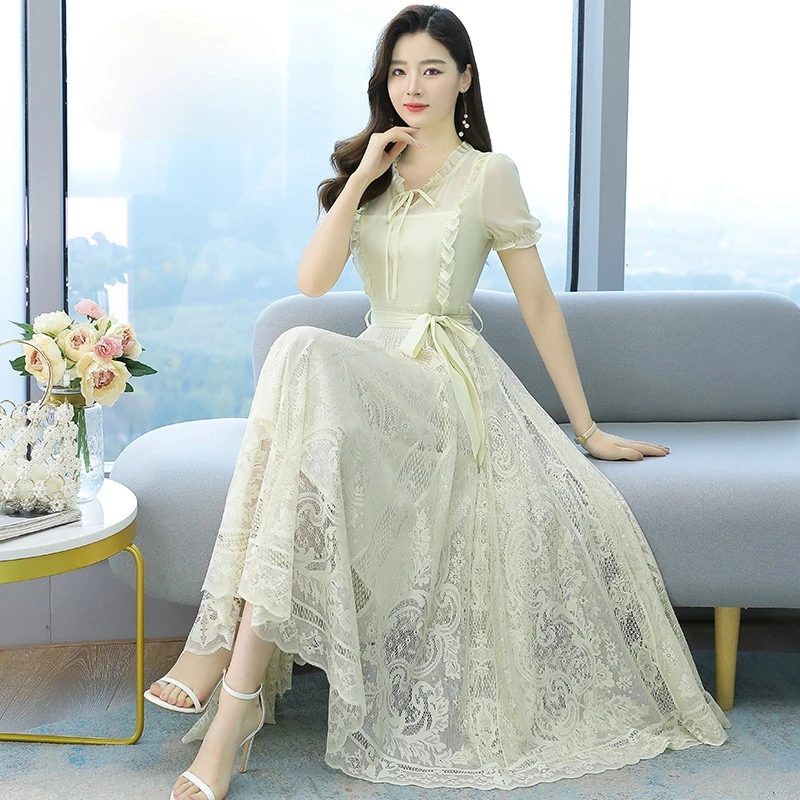 Spring and summer Korean version of large size short sleeve chiffon lace stitching temperament fashion slim dress female tide
Spring and summer Korean version of large size short sleeve chiffon lace stitching temperament fashion slim dress female tide