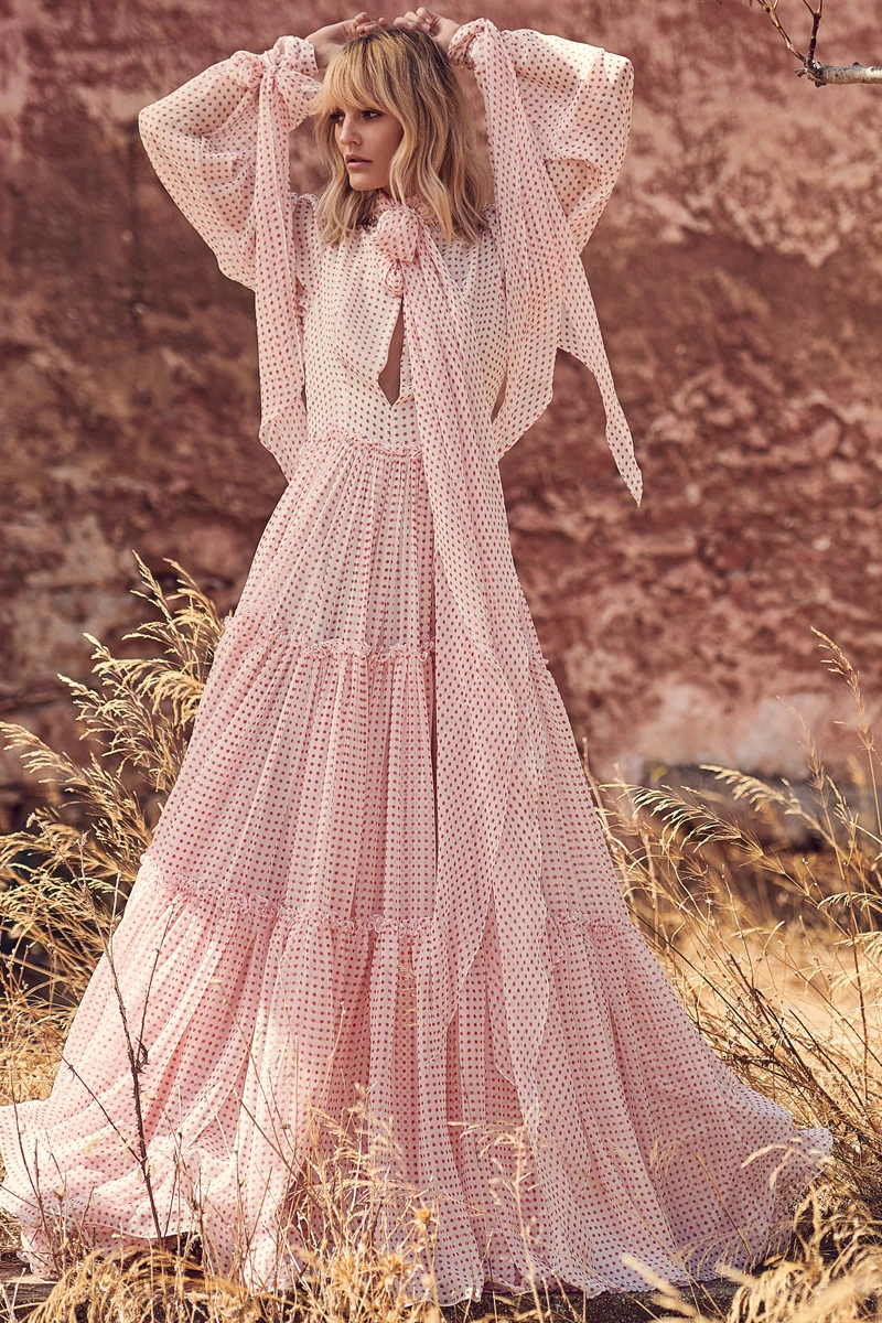 Pink Polka Dot Pleated Chiffon Long Dresses For Women Spring Autumn Elegant Bow Long Sleeve Runway Maxi Dress Vestidos
Pink Polka Dot Pleated Chiffon Long Dresses For Women Spring Autumn Elegant Bow Long Sleeve Runway Maxi Dress Vestidos