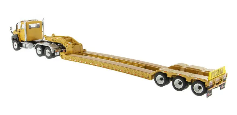 Diecast Alloy 1/50 Scale CT660 Day Cab with XL 120 Low-Profile HDG Lowboy Trailer 85503C Truck Vehicle Model for Fans Gifts
Diecast Alloy 1/50 Scale CT660 Day Cab with XL 120 Low-Profile HDG Lowboy Trailer 85503C Truck Vehicle Model for Fans Gifts