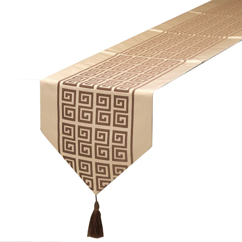 Simple European modern soft upholstery fabric fashion and simple Chinese table runner Luxury table decoration table runner
Simple European modern soft upholstery fabric fashion and simple Chinese table runner Luxury table decoration table runner