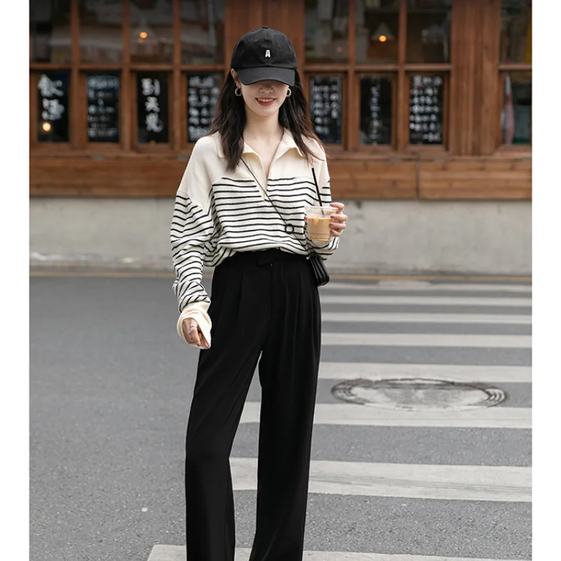 Осенне-зимние женские вязаные топы в черно-белую полоску, элегантные женские рубашки с отложным воротником, женские свободные базовые футб...
Осенне-зимние женские вязаные топы в черно-белую полоску, элегантные женские рубашки с отложным воротником, женские свободные базовые футб...