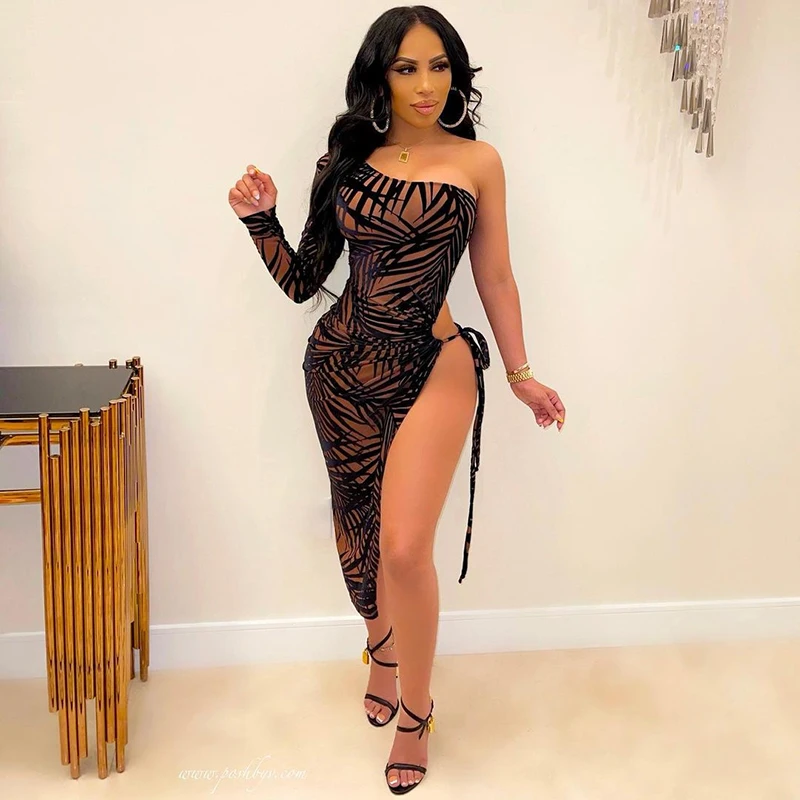 Y-L Sexy Print Mesh See Through Inclined Shoulder Long Sleeve Side Slit Shaped Waist Bandage Midi Dress Women Party Clubwear
Y-L Sexy Print Mesh See Through Inclined Shoulder Long Sleeve Side Slit Shaped Waist Bandage Midi Dress Women Party Clubwear