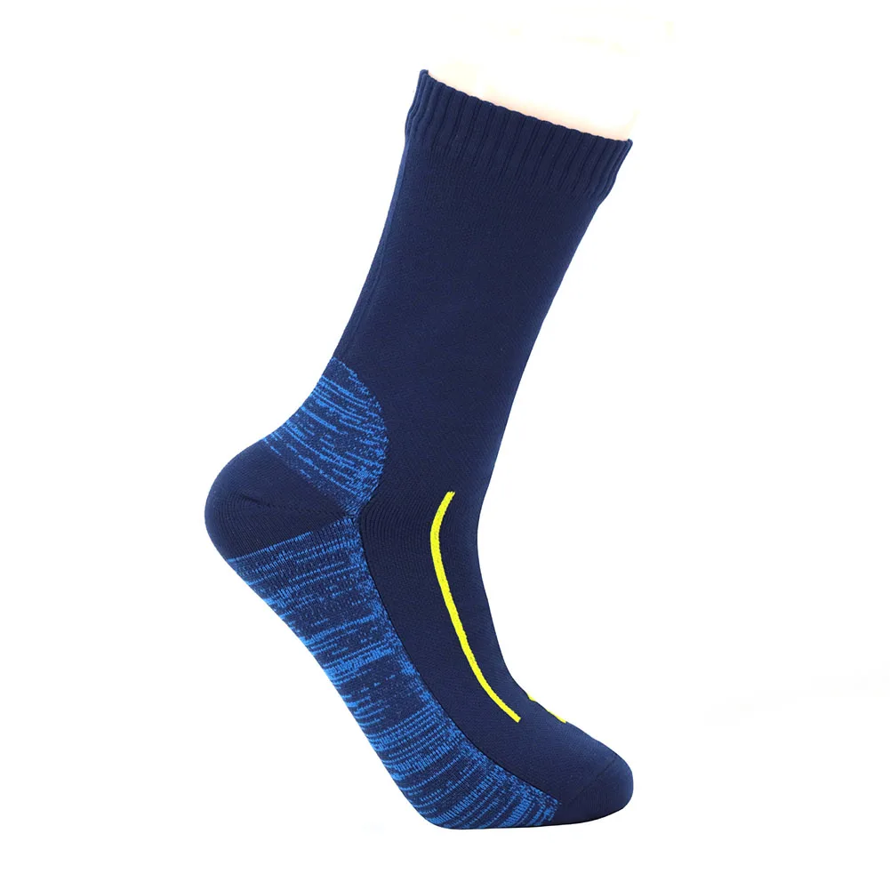 Mountaineering Waterproof Socks Outdoor Ski Wading Waterproof Men's and Women's Socks Breathable Perspiration Windproof Warm
Mountaineering Waterproof Socks Outdoor Ski Wading Waterproof Men's and Women's Socks Breathable Perspiration Windproof Warm