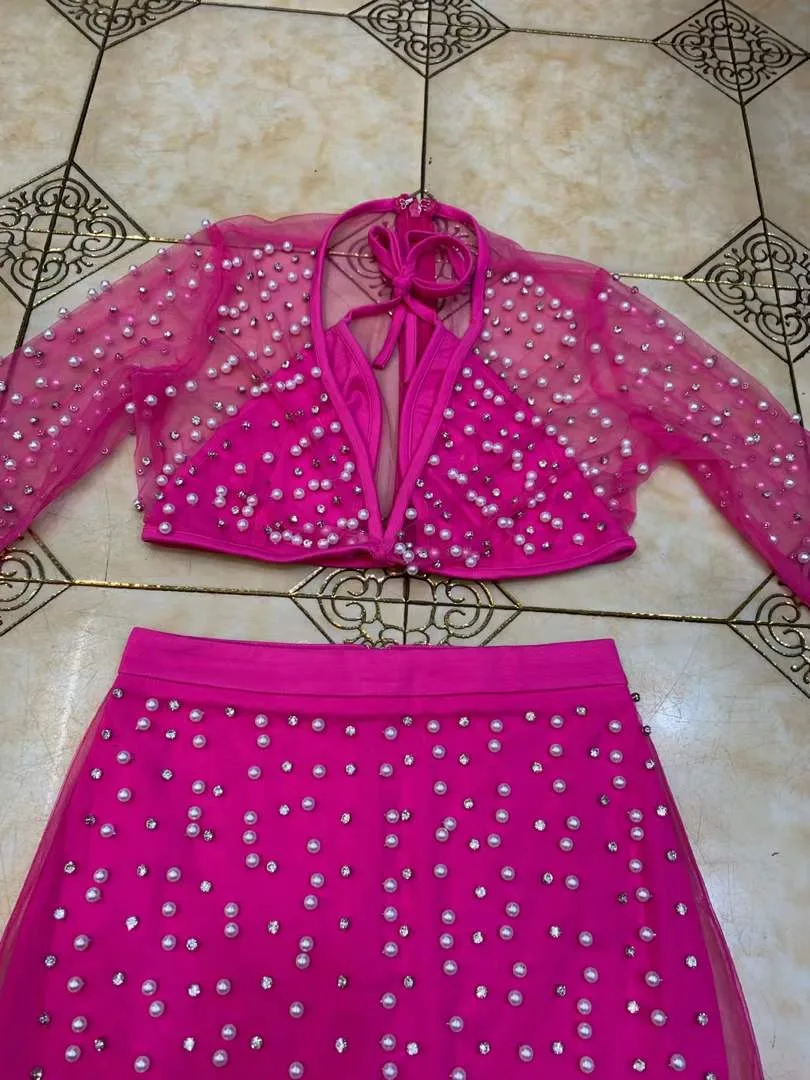 Winter Style Women SexyLong Sleeve Pink Diamonds Two Piece Bandage Set 2020 Celebrity Designer Fashion Women's Set
Winter Style Women SexyLong Sleeve Pink Diamonds Two Piece Bandage Set 2020 Celebrity Designer Fashion Women's Set