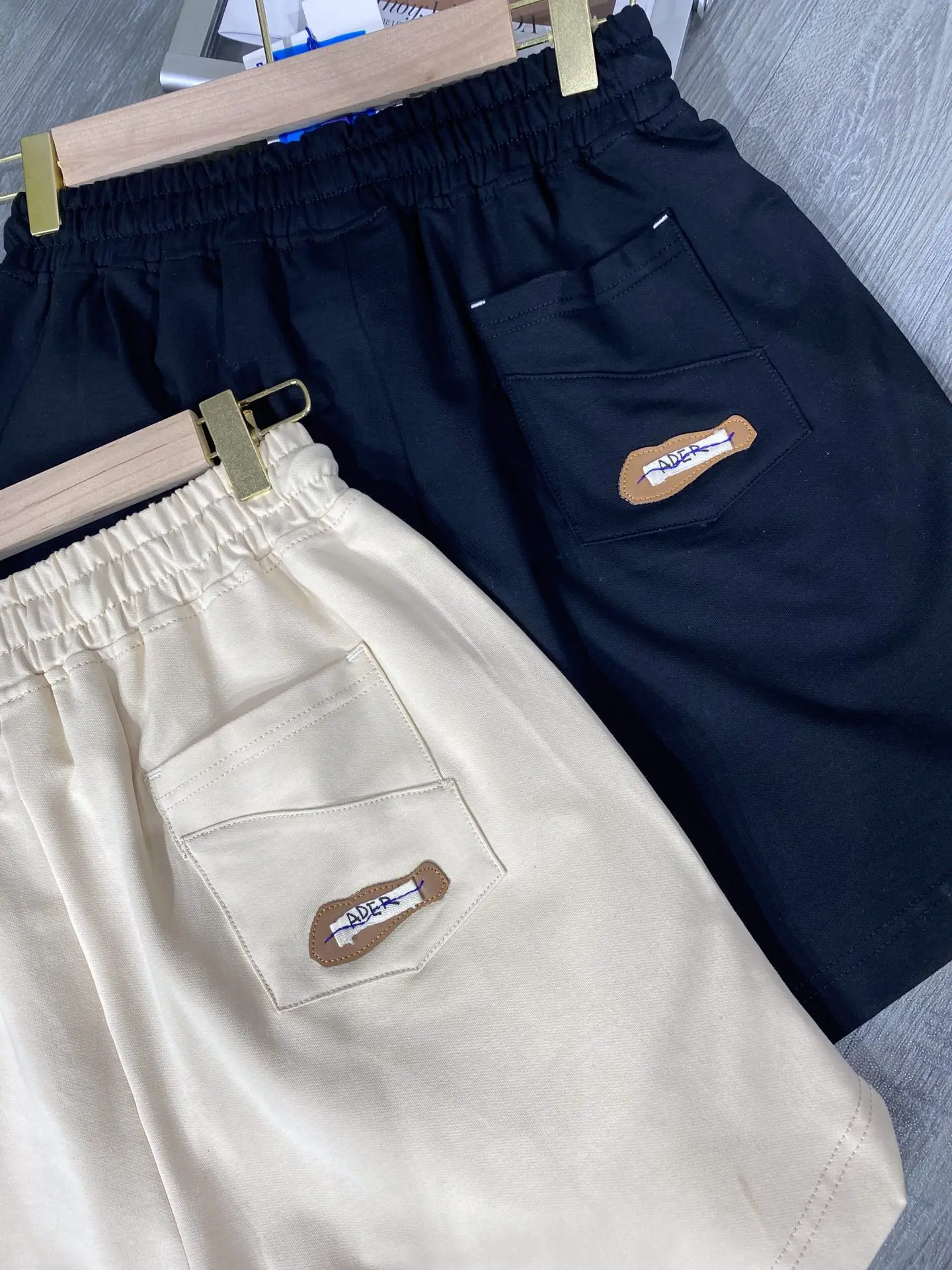 ADER ERROR Cinder Shorts 2021 Men Women High Quality ADER Embroidered Logo Adererror Shorts Multicolor Drawstring Breechcloth
ADER ERROR Cinder Shorts 2021 Men Women High Quality ADER Embroidered Logo Adererror Shorts Multicolor Drawstring Breechcloth