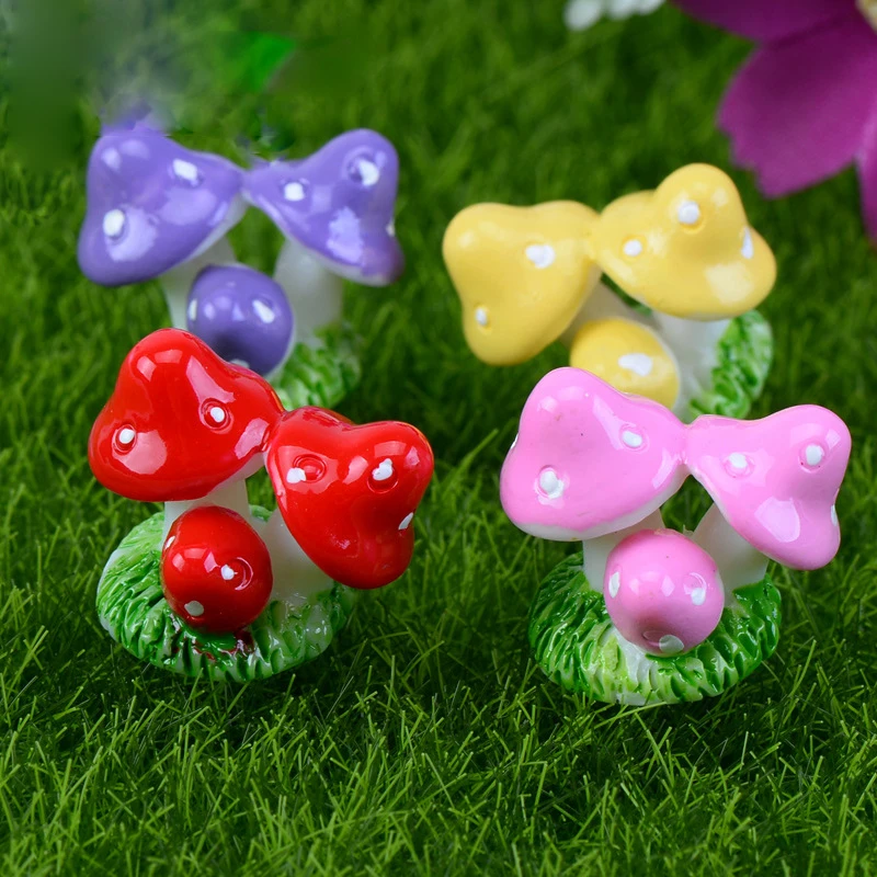 4 pcs Moss Micro Landscape Decoration Resin Mushroom Cluster DIY Assembly Small Ornaments Doll Hand Wholesale
4 pcs Moss Micro Landscape Decoration Resin Mushroom Cluster DIY Assembly Small Ornaments Doll Hand Wholesale