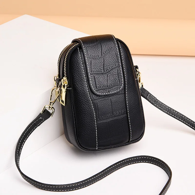 

New style shoulder bag fashion handbag mobile phone wallet leather mini coin purse vertical put mobile phone shoulder bag