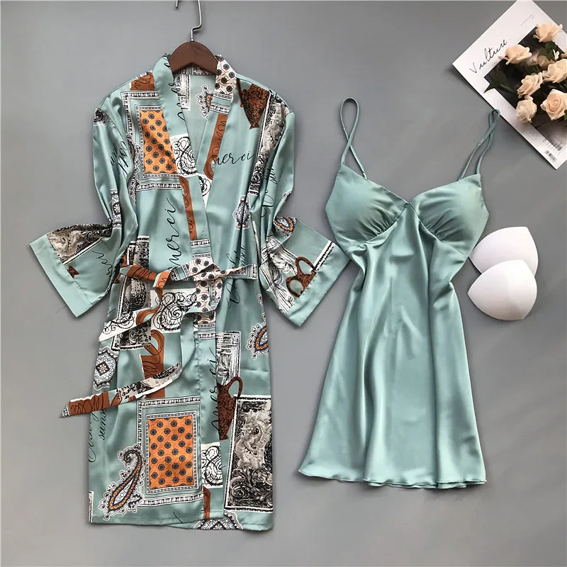 

Пикантная ночная рубашка для сна на весну и лето, Халат + ночная рубашка, Женский Атласный халат и комплект с нагрудными подушечками